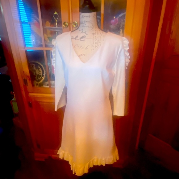 Dress - Picture 1 of 8